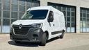 renault-master-red-van-l2h2-135-cv