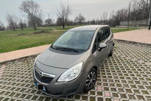 Opel Meriva B  1.4 turbo 120CV GPL dalla casa