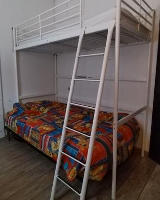 letto soppalcato Ikea Svarta bianco opaco 