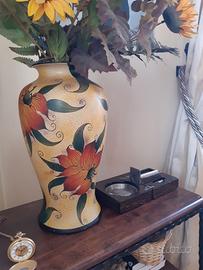 VASO DA SALOTTO CON DECORAZIONE FLOREALE