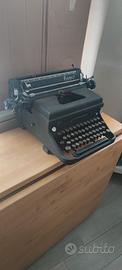 macchina da scrivere Everest mod. s