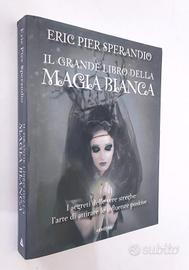 libro 2016 / Il grande libro della Magia Bianca