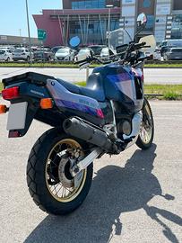 HONDA AFRICA TWIN 750 RD04