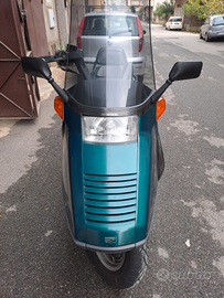 Scuter honda cn 250 cc