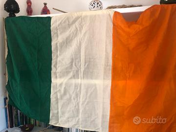 Bandiera Irlanda in tessuto