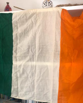 Bandiera Irlanda in tessuto
