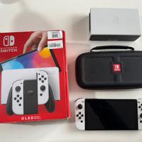 Nintendo Switch OLED + giochi digitali