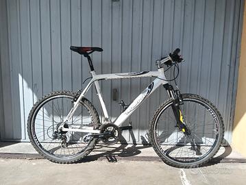 MTB Dorio in alluminio ruote da 26 