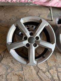 Cerchi in lega originali audi da 16