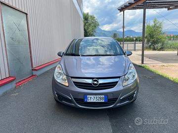 Opel Corsa 1.4 16V 5 porte Enjoy