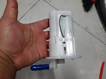 POMPA BENZINA YAMAHA R1 R1M 2015 A 2025