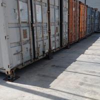 Containers marittimi usati