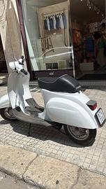 Piaggio Vespa 50 S (V5SA1)