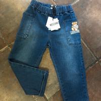 Jeans nuovi moschino