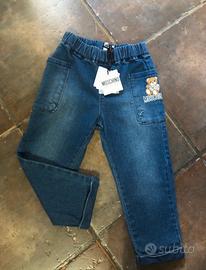 Jeans nuovi moschino