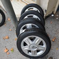 Gomme e cerchi Renault Clio