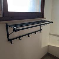 Appendiabiti mensola