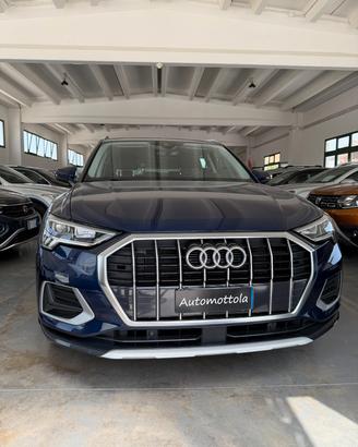 Audi Q3 35 TDI S tronic Business Advanced