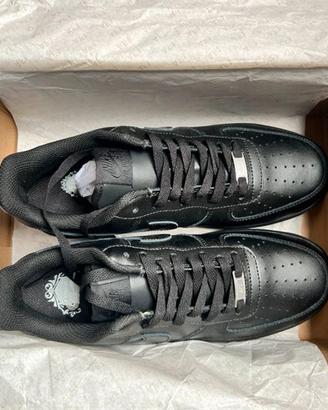 Nike Air Force 1 Black --  taglia 41