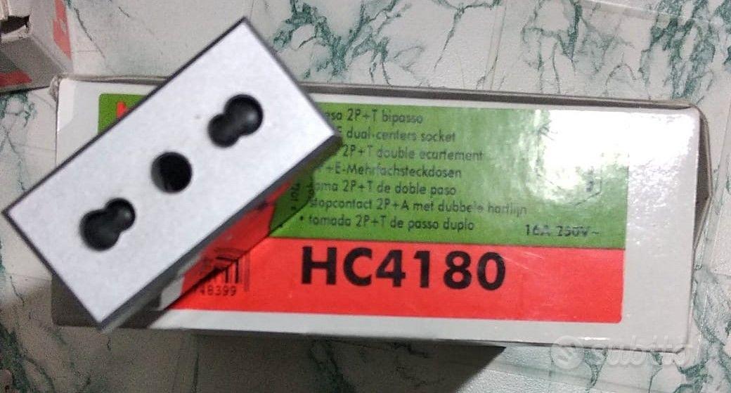 BTicino Axolute HC4180 presa 2P+T 10/16A 250 Vac