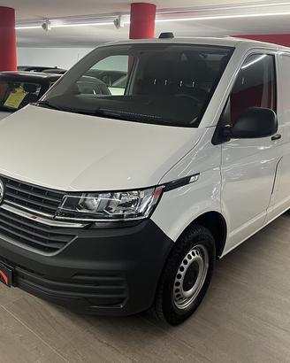 Volkswagen Transporter T6.1 2.0 TDI corto