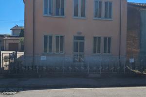 Bifamiliare da ristrutturare