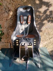 Seggiolino posteriore per bicicletta