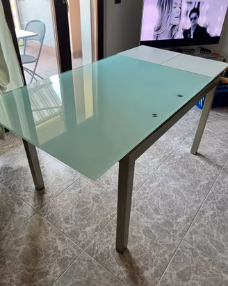 Tavolo in cristallo allungabile - da 120 a 160cm