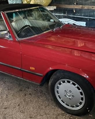 MERCEDES-BENZ 300 SL Roadster (R107) DEL 1987