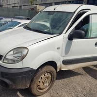 Ricambi RENAULT KANGOO 4X4 1.6cc benz 2007