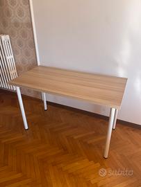 Scrivania + Sedia