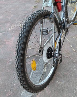 2 COPERTONI 26X2.10  PNEUMATICI  BICI MTB NUOVI