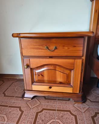 n 2 comodino legno massello 