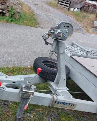 carrello auto  poco trattabile 