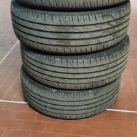 Gomme estive 215/55 R18 99V
