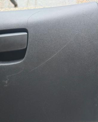 Vano portaoggetti peugeot 208 mk1