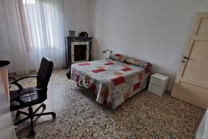 Camera singola centro storico via dei Rossi