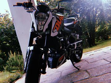 ktm duke 125