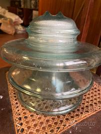 Isolatore in vetro per alta tensione