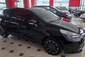 Renault Clio 1.2 75CV GPL 5 porte Costume National