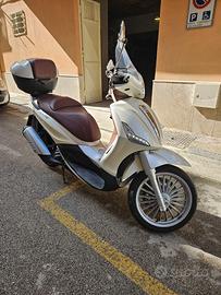 Piaggio Beverly 300