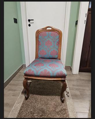 Poltroncina antica fine 800 legno massello.