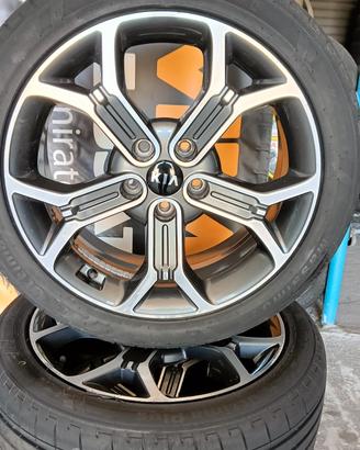  cerchi 18 pollici Kia xceed più gomme 235/45/18