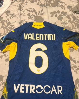 Maglietta del Verona di Valentini