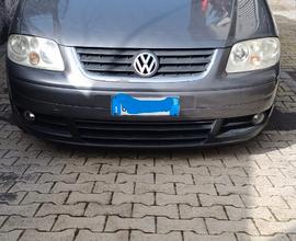 VOLKSWAGEN Touran - 2005