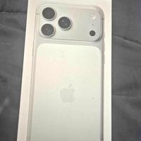 iPhone 17 Pro Silver