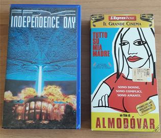 12 VHS videocassette FILM e cartoni YOGHI PUFFI