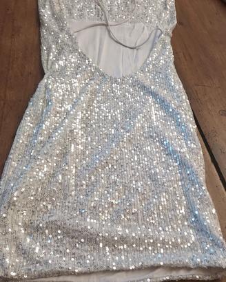 vestito bianco con paillettes