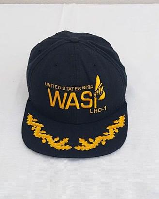 Berretto in lana con  ricami giallo oro .New Era