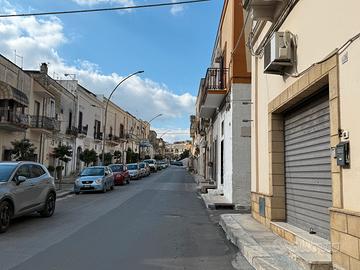 Si Affitta Locale commerciale via torre ss 120mtq